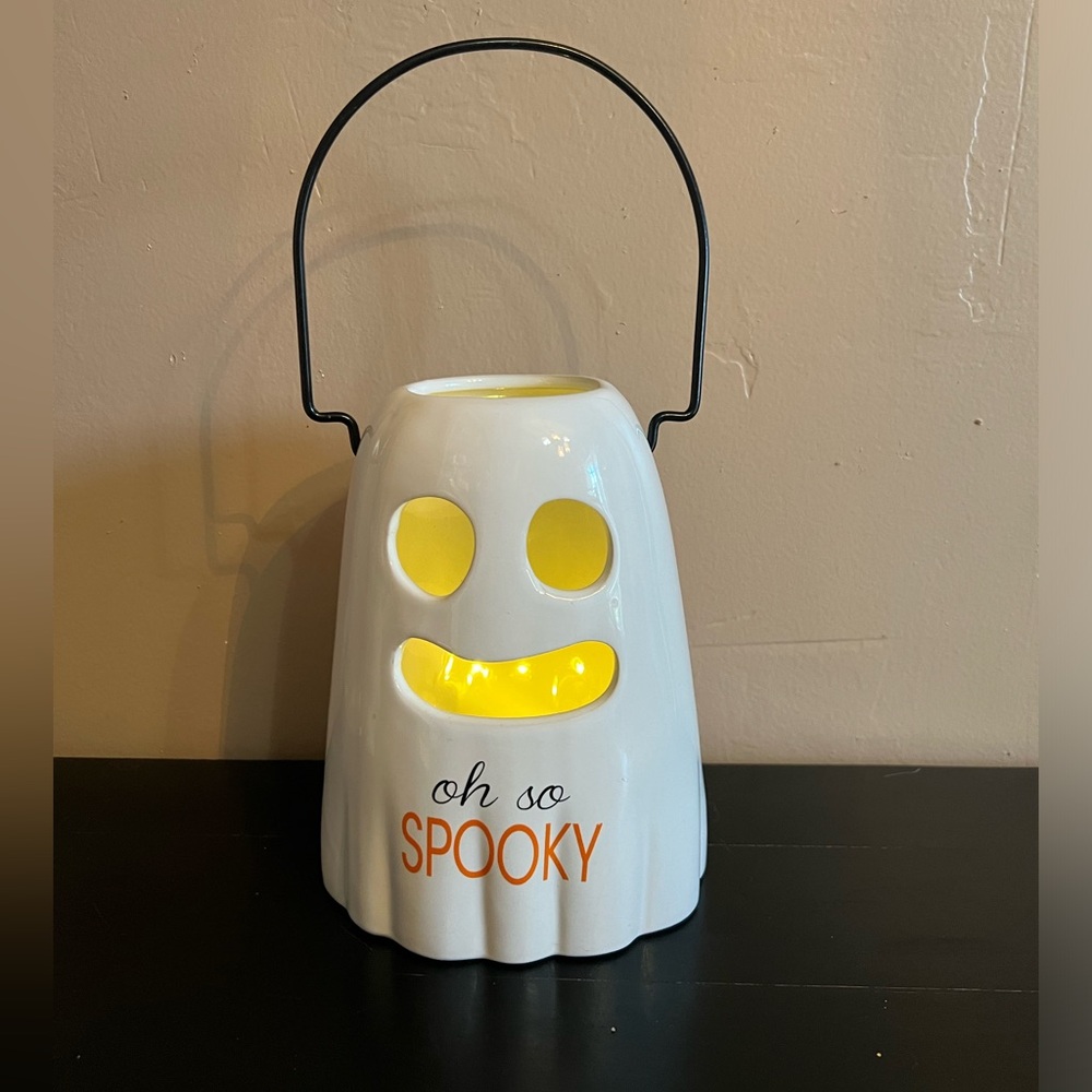 Ghost lantern GUC